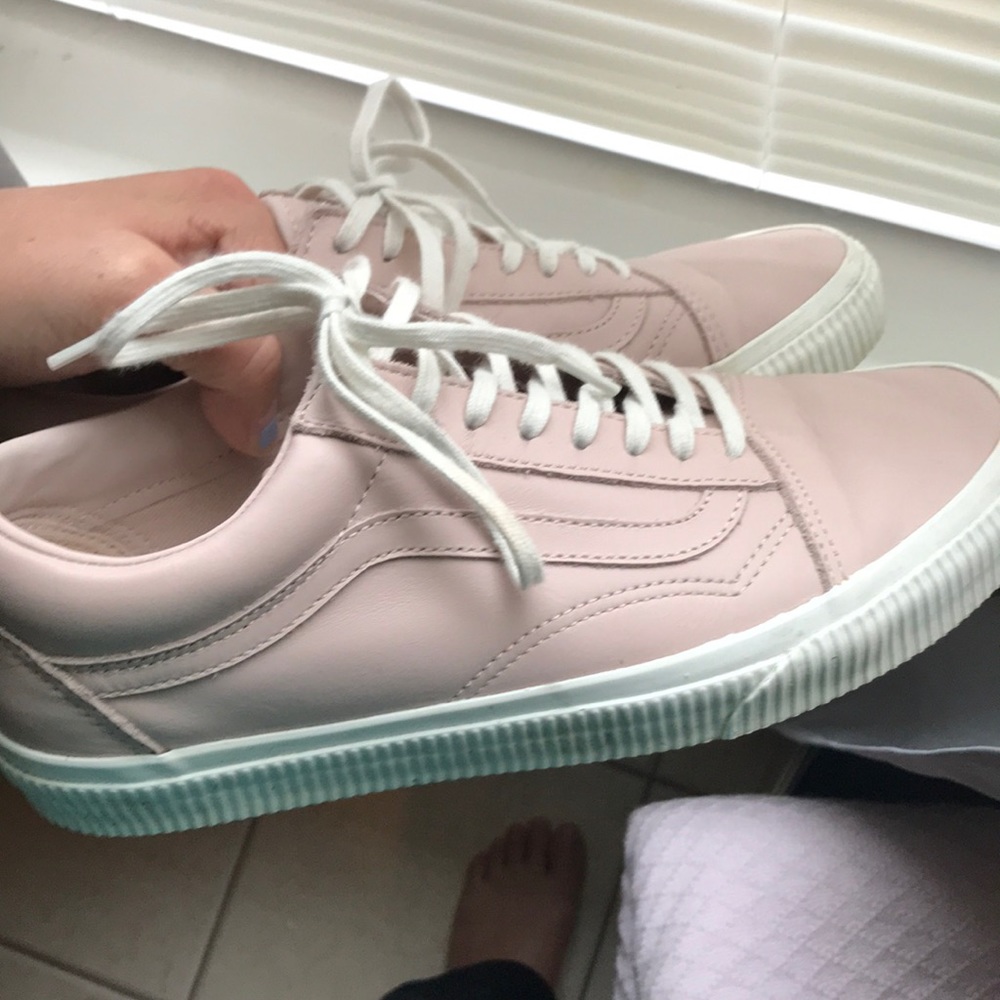 Blush VANS old skool